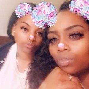 Meet your Posher, Quiera